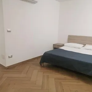 Casa Del Museo , Napoli Italia